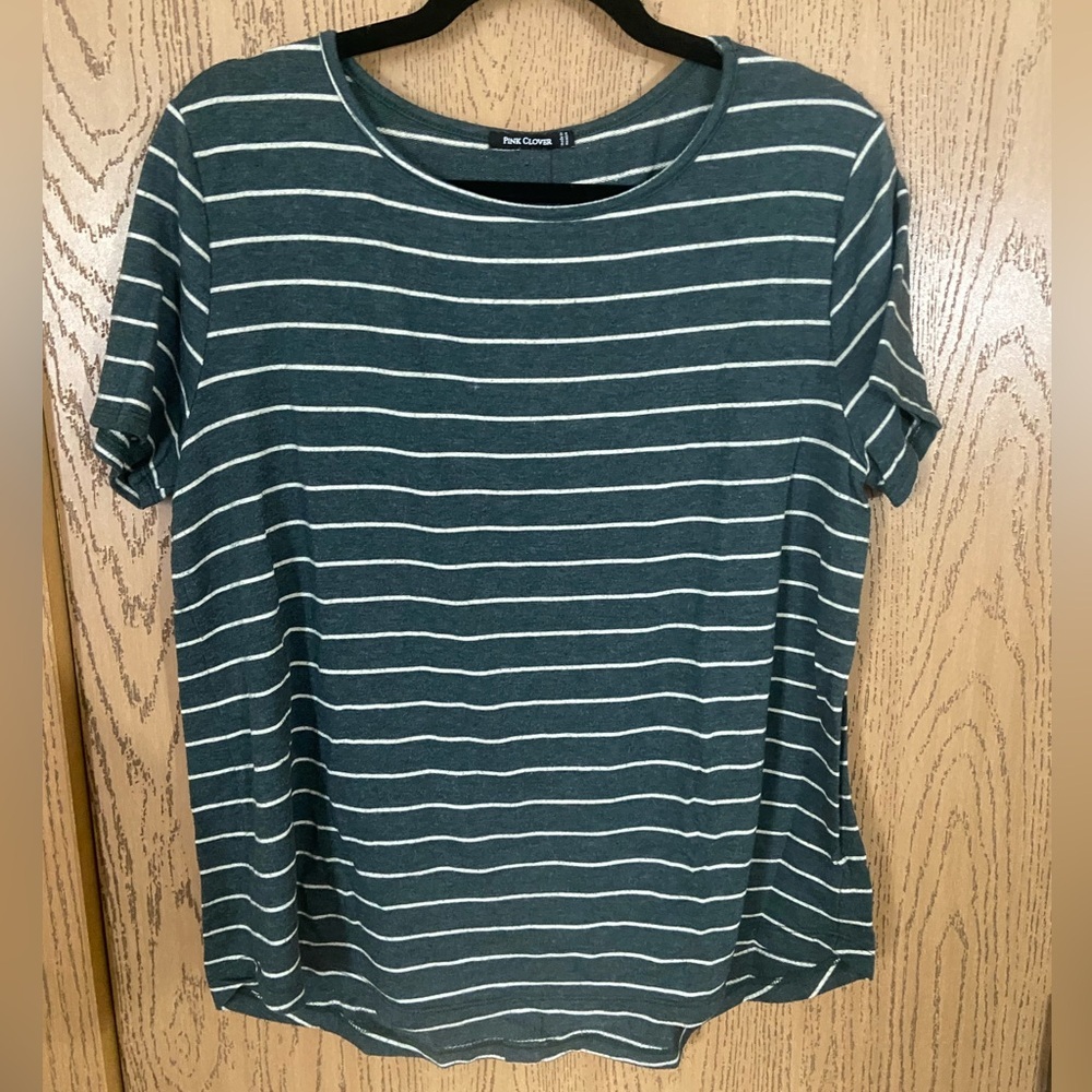 XL Pink Clover Daisy Button Back Green Knit Top - Picture 2 of 6
